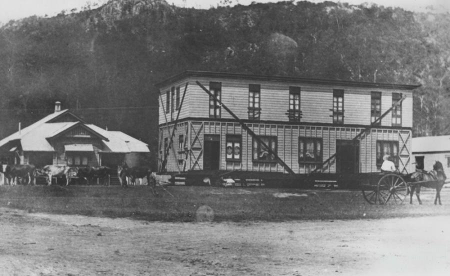 Moving the pub at Esk, c1906 Queensland Historical Atlas